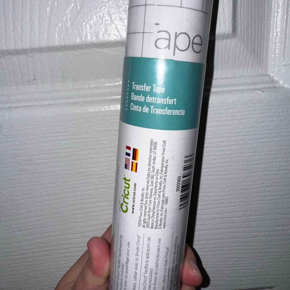 Cricut Transfer Tape - Clear - Picture 2 of 3